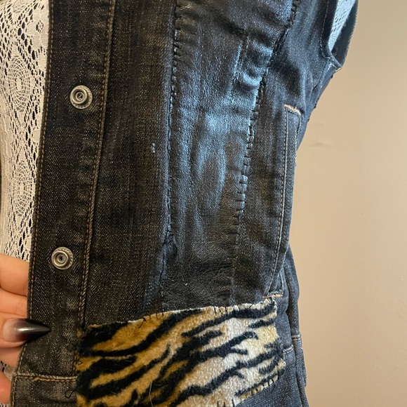 DIY distressed puck rock jean vest size small - Picture 7 of 10